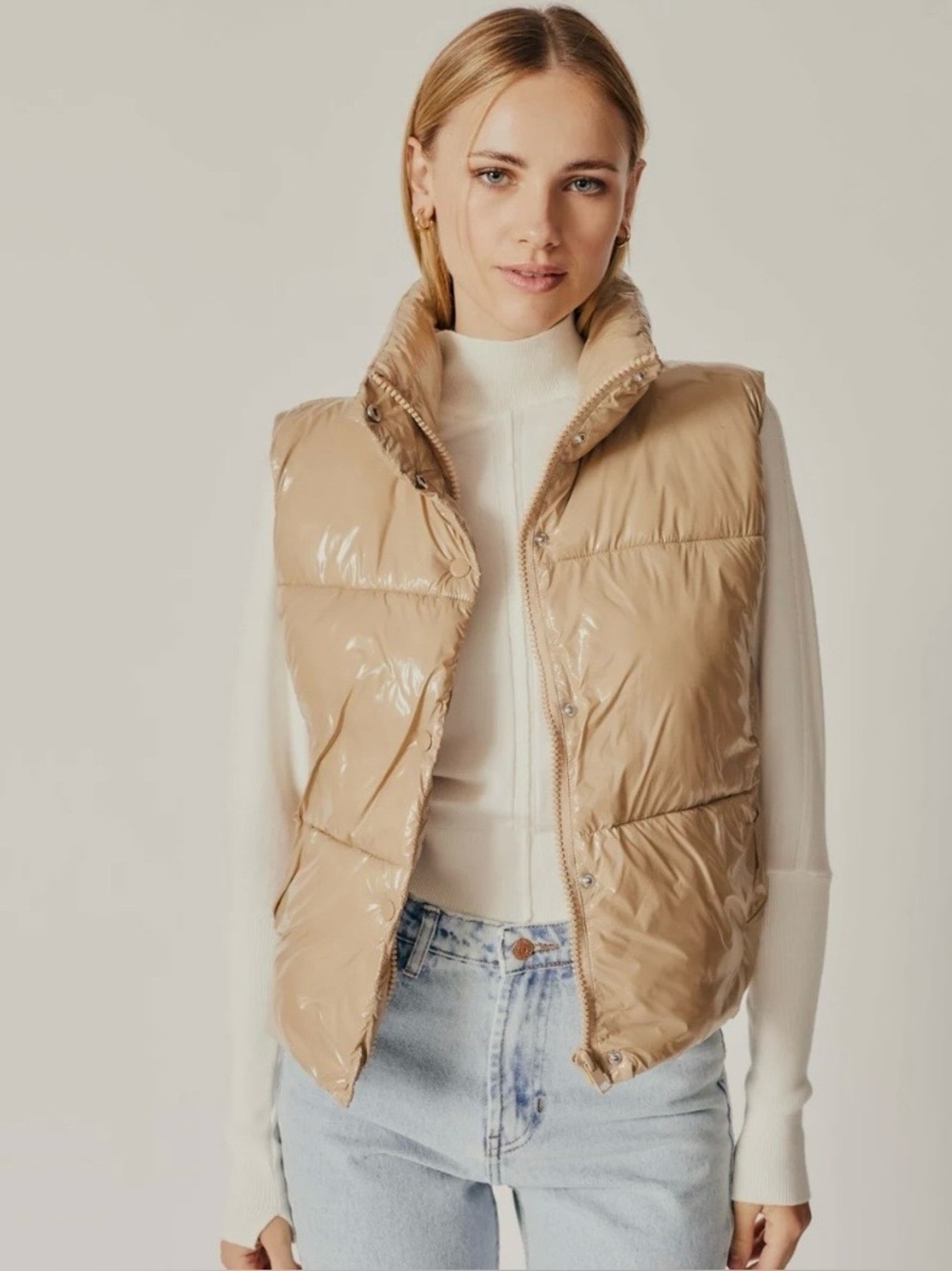 Deluc Marmi Puffer Vest Tan Beige Medium Apres Ski Mountain Chic